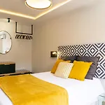 Acogedora Casa Junto Al Mar ,Cerca Del Centro Urbano