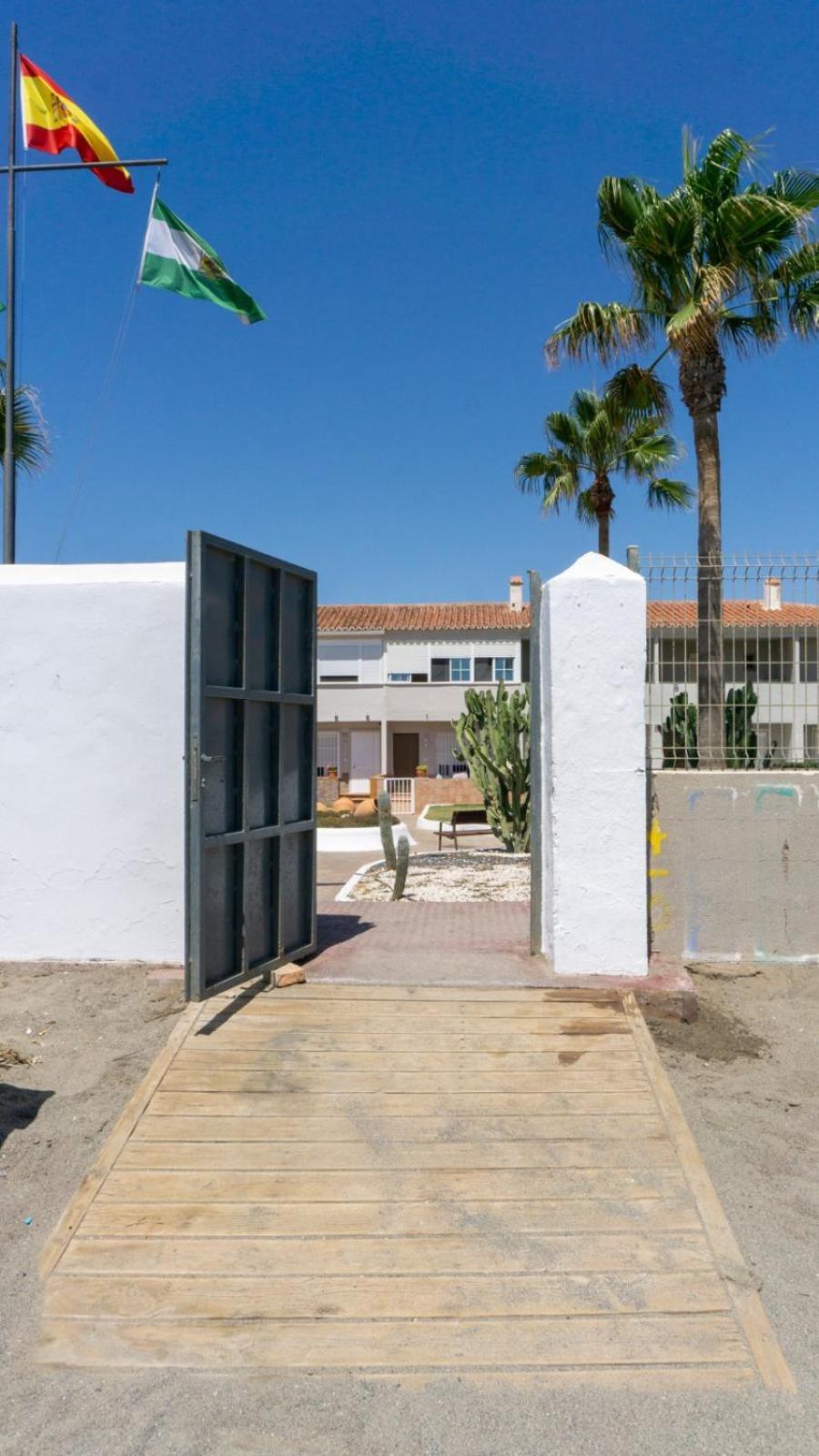 Acogedora Casa Junto Al Mar ,cerca Del Centro Urbano Apartment *